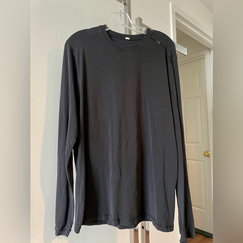 Men's Black Long Sleeve Shirt